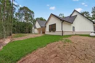 8767 Lauren Ln, Waller, TX 77484 - Photo 46