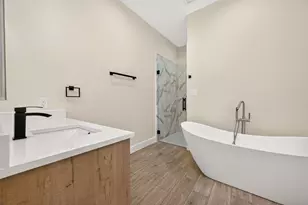8767 Lauren Ln, Waller, TX 77484 - Photo 18