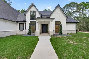 8767 Lauren Ln, Waller, TX 77484 - Photo 2