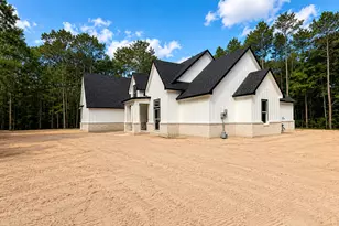 8767 Lauren Ln, Waller, TX 77484 - Photo 2