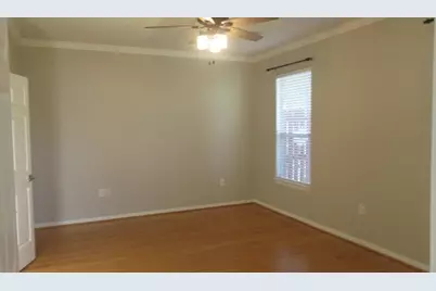 1504 N Marsala Drive, Pearland, TX 77581 - Photo 8