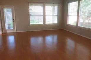 1504 N Marsala Dr, Pearland, TX 77581 - Photo 4