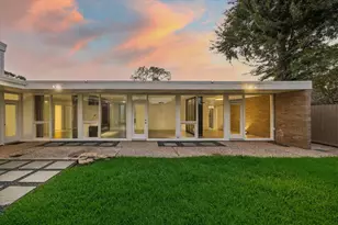 2003 Briarmead Dr, Houston, TX 77057 - Photo 26