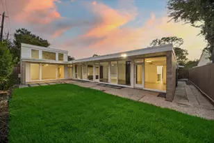2003 Briarmead Dr, Houston, TX 77057 - Photo 30