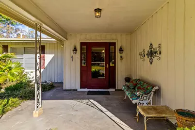 433 W Laurelia Road, Livingston, TX 77351 - Photo 6