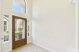 483 Mariners Dr, Kemah, TX 77565 - Photo 4