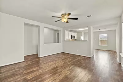 3006 Rustling Chestnut Street, Spring, TX 77389 - Photo 6