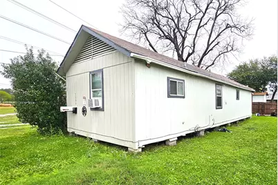 1106 S Airhart Drive, Baytown, TX 77520 - Photo 1