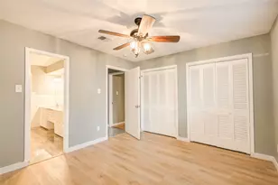 902 Ashford Parkway Pkwy, Houston, TX 77077 - Photo 32