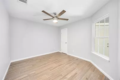 3201 Nebraska Street, Baytown, TX 77520 - Photo 30