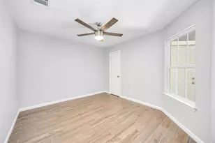 3201 Nebraska St, Baytown, TX 77520 - Photo 30