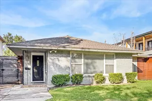 2712 West Holcombe, West University Place, TX 77005 - Photo 1