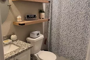 632 Sharon St, Prairie View, TX 77484 - Photo 6