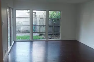 4629 Cedar Oaks Ln, Bellaire, TX 77401 - Photo 6
