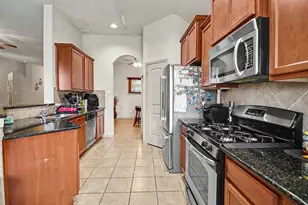 7011 Spruce View Ct, Richmond, TX 77407 - Photo 12