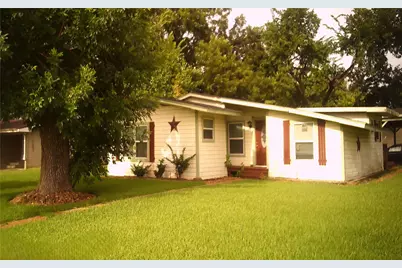 202 Azalea Street, Lake Jackson, TX 77566 - Photo 1