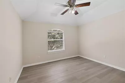 6414 Pinewood Trace Lane, Houston, TX 77041 - Photo 18