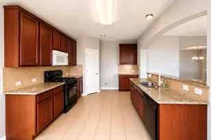 810 Hollyhock Dr, Stafford, TX 77477 - Photo 8