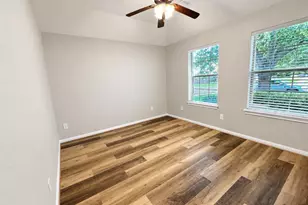 810 Hollyhock Dr, Stafford, TX 77477 - Photo 18