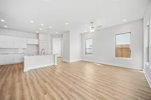 13435 Sun Cay Dr, Houston, TX 77047 - Photo 6