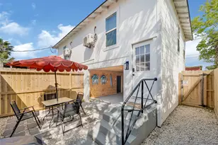 3624 Ave S 1/2, Galveston, TX 77550 - Photo 26