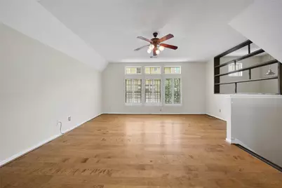 3323 Masters Point Drive, Houston, TX 77091 - Photo 4