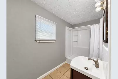 7937 Oak Knoll Lane, Houston, TX 77028 - Photo 4