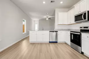 8212 Vanilla Orchid Dr, Houston, TX 77016 - Photo 6