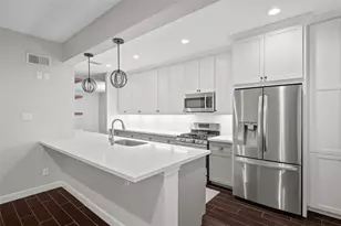 7493 Brompton St, Houston, TX 77025 - Photo 8