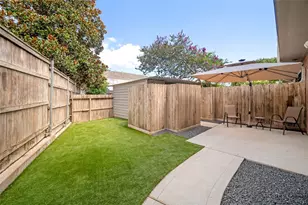7493 Brompton St, Houston, TX 77025 - Photo 14