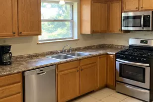 8035 Redbird Ln, Houston, TX 77044 - Photo 4