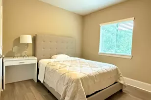 8809 Ashbloom Ln, Houston, TX 77080 - Photo 22