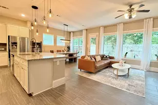 8809 Ashbloom Ln, Houston, TX 77080 - Photo 8
