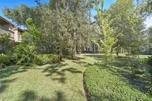 2100 Tanglewilde St, Houston, TX 77063 - Photo 22