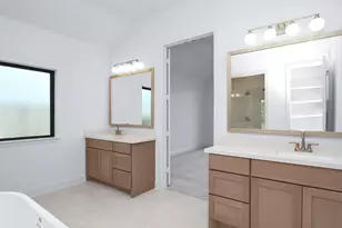 18415 Chameleon Ct, Conroe, TX 77302 - Photo 12