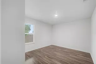 5409 Nielan St, Houston, TX 77028 - Photo 26