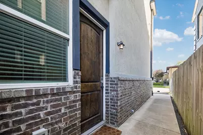 2807 Wichita Street, Houston, TX 77004 - Photo 2