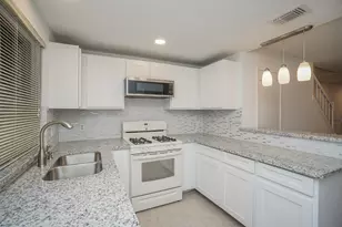 2810 Grants Lake Blvd, Sugar Land, TX 77479 - Photo 20