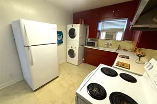 804 1/2 Stanford St, Houston, TX 77019 - Photo 10