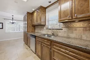 20281 N Hillcrest Dr, Porter, TX 77365 - Photo 8