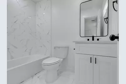 7428 Laura Koppe Rd #B, Houston, TX 77028 - Photo 2