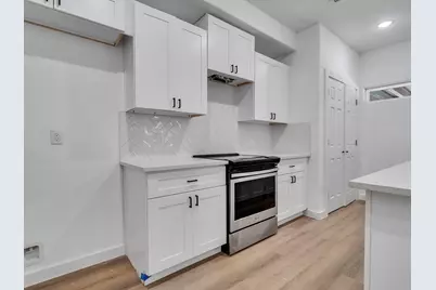 7428 Laura Koppe Rd #B, Houston, TX 77028 - Photo 12