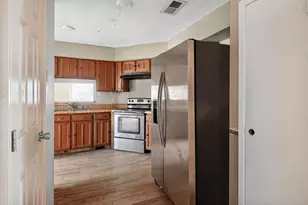 6923 Kearney Dr, Richmond, TX 77469 - Photo 2