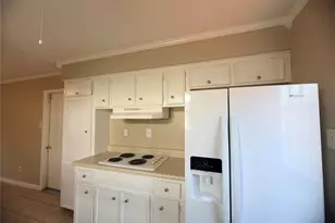 2513 Mulberry Ln, Pasadena, TX 77502 - Photo 2
