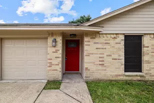 8122 Swan Meadow Ln, Humble, TX 77338 - Photo 2