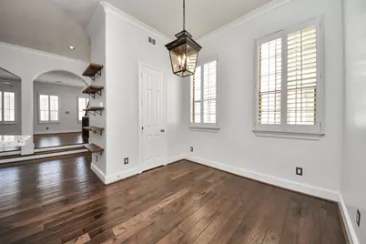 710 Jackson Hill Street, Houston, TX 77007 - Photo 10
