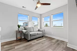 16710 Tahiti Way, Jamaica Beach, TX 77554 - Photo 34