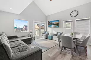 16710 Tahiti Way, Jamaica Beach, TX 77554 - Photo 22