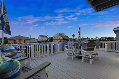 16710 Tahiti Way, Jamaica Beach, TX 77554 - Photo 4