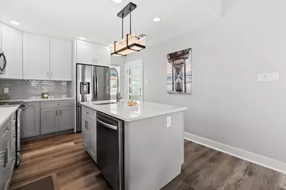 16710 Tahiti Way, Jamaica Beach, TX 77554 - Photo 18